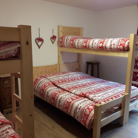 Olimpic Hostel Schilpario Kültér fotó